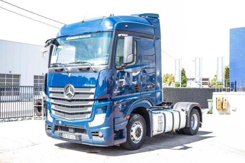 Mercedes ACTROS 1848 LS - Nyergesvontató: 1 kép. Mercedes ACTROS 1848 LS - Nyergesvontató: 1 kép.