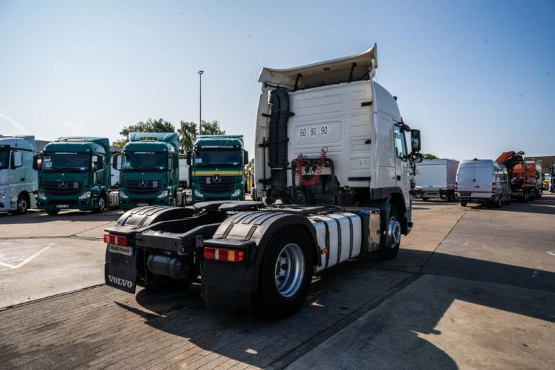 Volvo FM (FH) 460 GLOB +VOITH+KIPHYDR. - Nyergesvontató: 4 kép. Volvo FM (FH) 460 GLOB +VOITH+KIPHYDR. - Nyergesvontató: 4 kép.