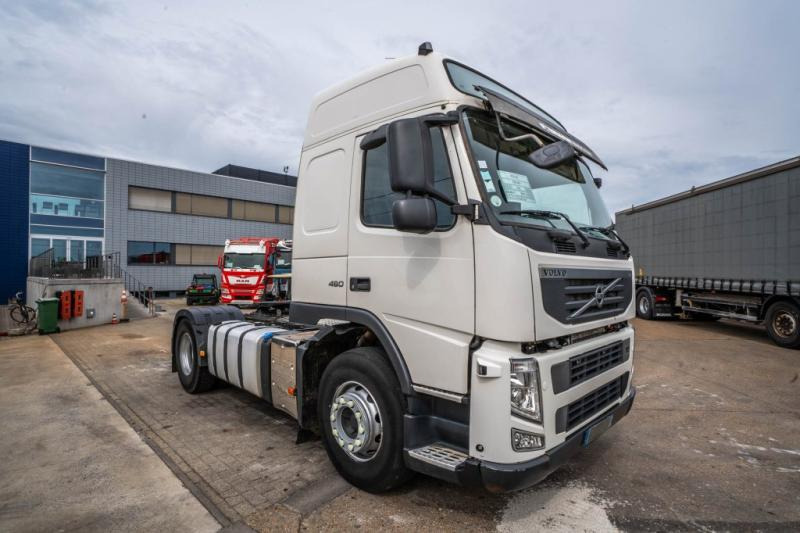 Volvo FM (FH) 460 GLOB +VOITH+KIPHYDR. - Nyergesvontató: 2 kép. Volvo FM (FH) 460 GLOB +VOITH+KIPHYDR. - Nyergesvontató: 2 kép.