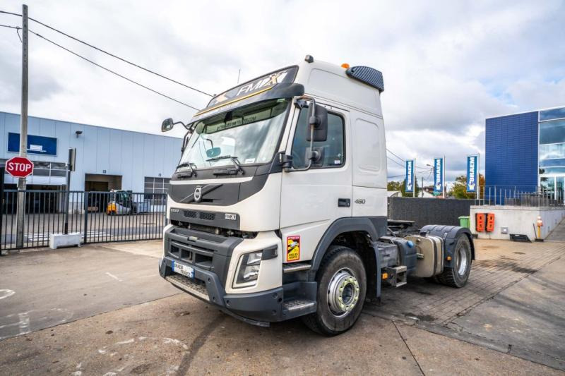 Volvo FMX 460 GLOB + HYDR - Nyergesvontató: 1 kép. Volvo FMX 460 GLOB + HYDR - Nyergesvontató: 1 kép.