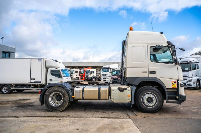 Volvo FMX 460 GLOB + HYDR - Nyergesvontató: 3 kép. Volvo FMX 460 GLOB + HYDR - Nyergesvontató: 3 kép.