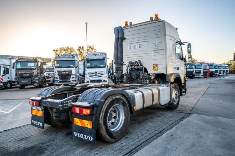 Volvo FMX 460 GLOB + HYDR - Nyergesvontató: 5 kép. Volvo FMX 460 GLOB + HYDR - Nyergesvontató: 5 kép.