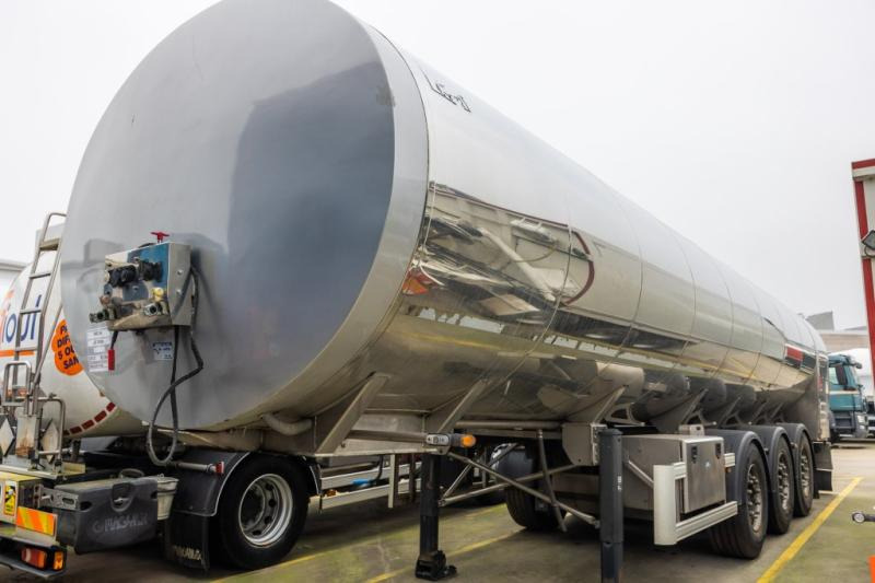 Parcisa LAIT/MILK/MILCH -29000L-Autonome - Tartályos félpótkocsi: 1 kép. Parcisa LAIT/MILK/MILCH -29000L-Autonome - Tartályos félpótkocsi: 1 kép.