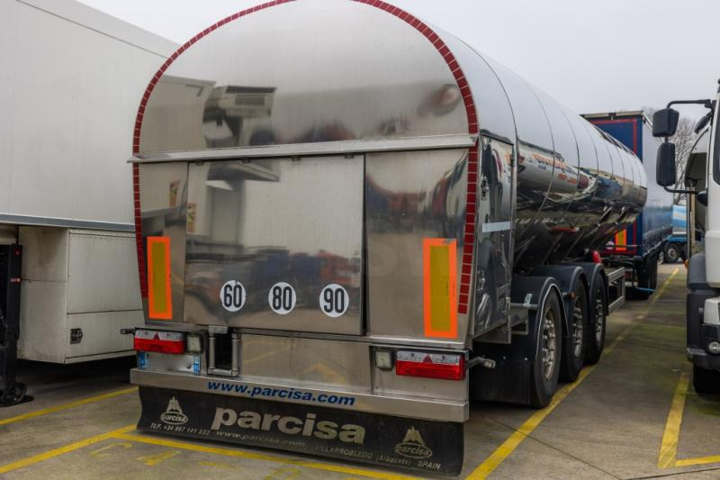Parcisa LAIT/MILK/MILCH -29000L-Autonome - Tartályos félpótkocsi: 4 kép. Parcisa LAIT/MILK/MILCH -29000L-Autonome - Tartályos félpótkocsi: 4 kép.