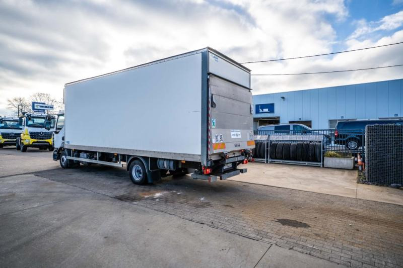 Renault D12 210 DXI // HAYON DHOLLANDIA - Dobozos felépítményű teherautó: 3 kép. Renault D12 210 DXI // HAYON DHOLLANDIA - Dobozos felépítményű teherautó: 3 kép.