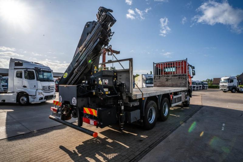 Renault K 380+HIAB 16T/m ( 4 Ext.) - Platós teherautó, Darus autó: 4 kép. Renault K 380+HIAB 16T/m ( 4 Ext.) - Platós teherautó, Darus autó: 4 kép.