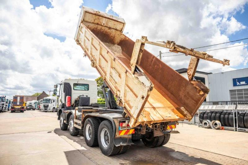 Renault KERAX 430DXI+E5+BIBENNE+REMORQUANT - Billenőplatós teherautó: 4 kép. Renault KERAX 430DXI+E5+BIBENNE+REMORQUANT - Billenőplatós teherautó: 4 kép.