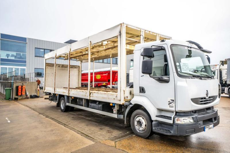 Renault MIDLUM 180 DXI (12 T) - Ponyvás teherautó: 2 kép. Renault MIDLUM 180 DXI (12 T) - Ponyvás teherautó: 2 kép.