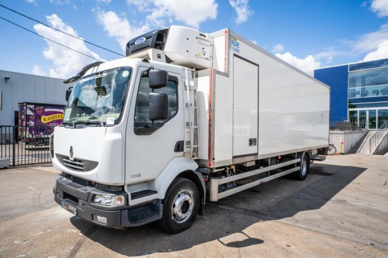Renault MIDLUM 220 DXI (16t)+CARRIER+DHOLLANDIA +CARRIER - Hűtős teherautó: 1 kép. Renault MIDLUM 220 DXI (16t)+CARRIER+DHOLLANDIA +CARRIER - Hűtős teherautó: 1 kép.