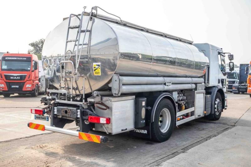 Renault PREMIUM 370 DXI +MAGYAR INOX 13.000 L/4comp. - Tartályos teherautó: 3 kép. Renault PREMIUM 370 DXI +MAGYAR INOX 13.000 L/4comp. - Tartályos teherautó: 3 kép.
