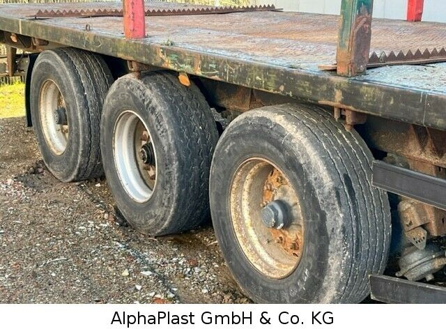 Kotschenreuther SPR324 Holzrungen - Rönkszállító félpótkocsi: 3 kép. Kotschenreuther SPR324 Holzrungen - Rönkszállító félpótkocsi: 3 kép.