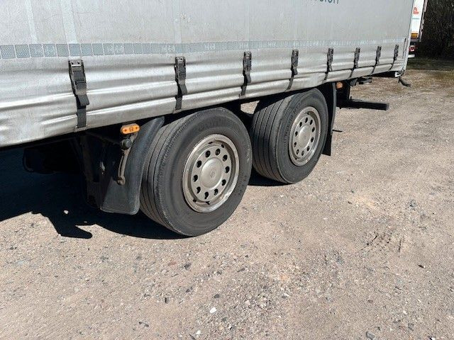 Orten AG 18 Liftachse Staplerhalterung Schiebeplan AG 18 Liftachse Staplerhalterung Schiebeplan - Ponyvás pótkocsi: 2 kép. Orten AG 18 Liftachse Staplerhalterung Schiebeplan AG 18 Liftachse Staplerhalterung Schiebeplan - Ponyvás pótkocsi: 2 kép.