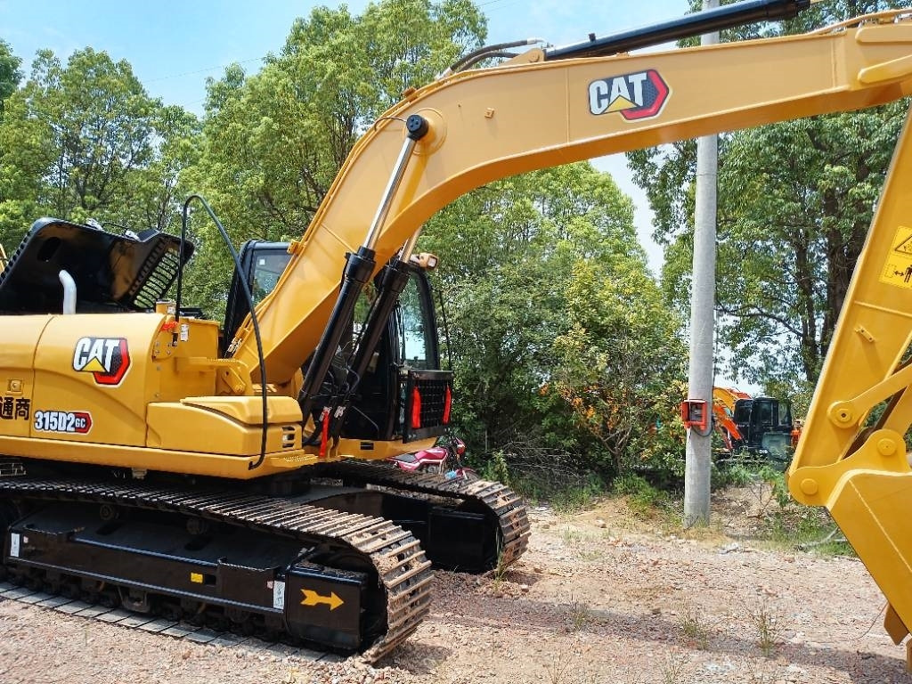 CAT 315D2GC - Lánctalpas kotró: 5 kép. CAT 315D2GC - Lánctalpas kotró: 5 kép.