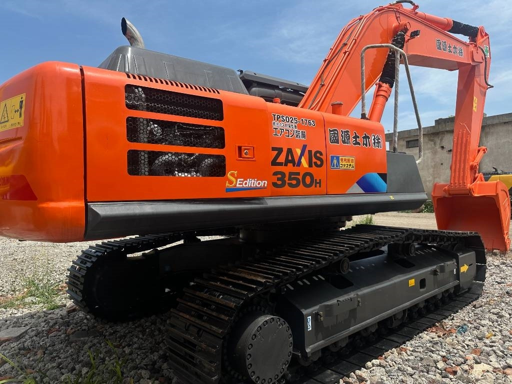 Hitachi ZX 350 - Lánctalpas kotró: 1 kép. Hitachi ZX 350 - Lánctalpas kotró: 1 kép.