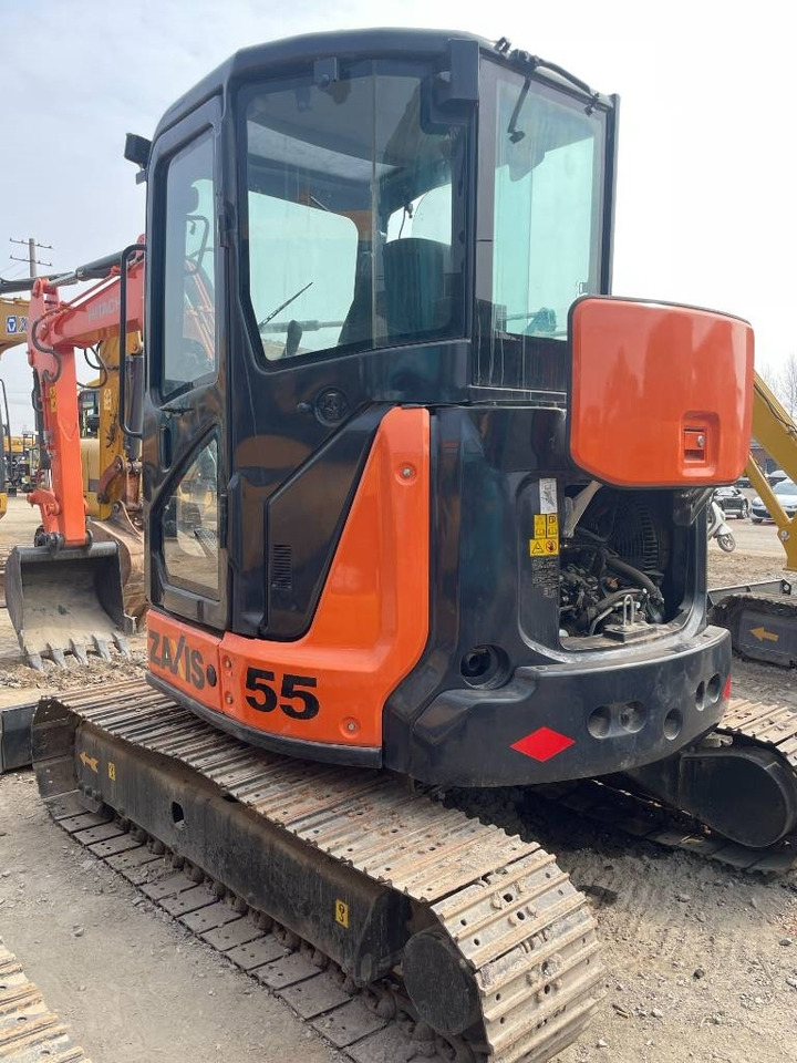 Hitachi ZX 55 - Minikotró: 5 kép. Hitachi ZX 55 - Minikotró: 5 kép.
