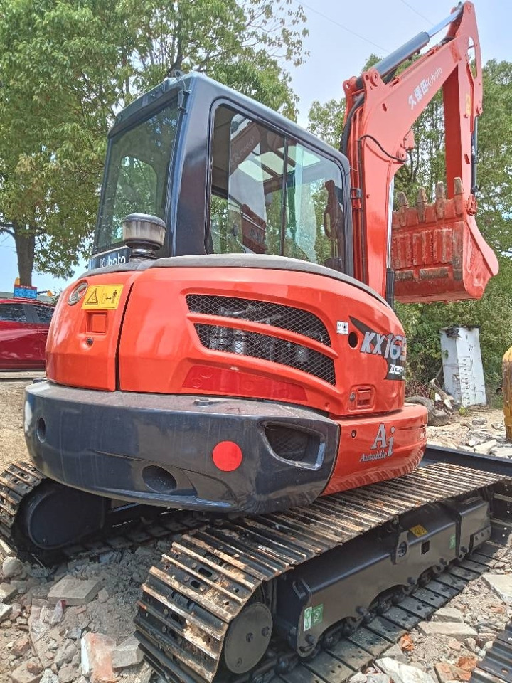 Kubota KX165 - Minikotró: 1 kép. Kubota KX165 - Minikotró: 1 kép.