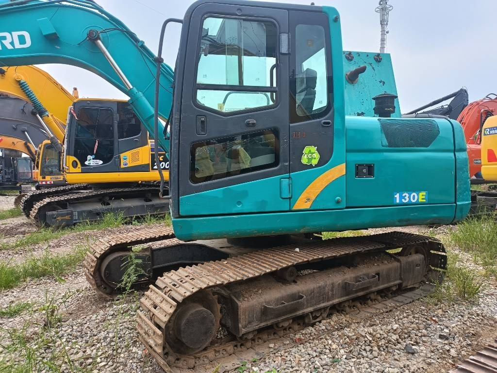 Sunward SWE 130 E  - Lánctalpas kotró: 3 kép. Sunward SWE 130 E  - Lánctalpas kotró: 3 kép.