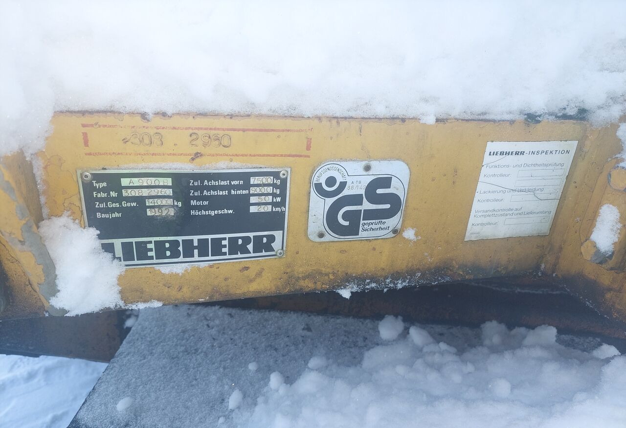 Liebherr 900A lízing Liebherr 900A: 8 kép.