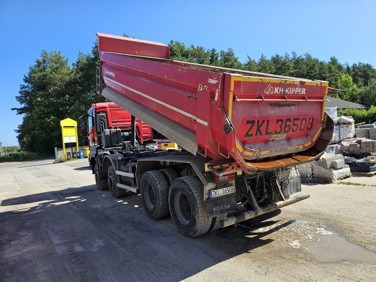 MAN TGS 41.480 8x8 - Tipper - Billenőplatós teherautó: 4 kép. MAN TGS 41.480 8x8 - Tipper - Billenőplatós teherautó: 4 kép.