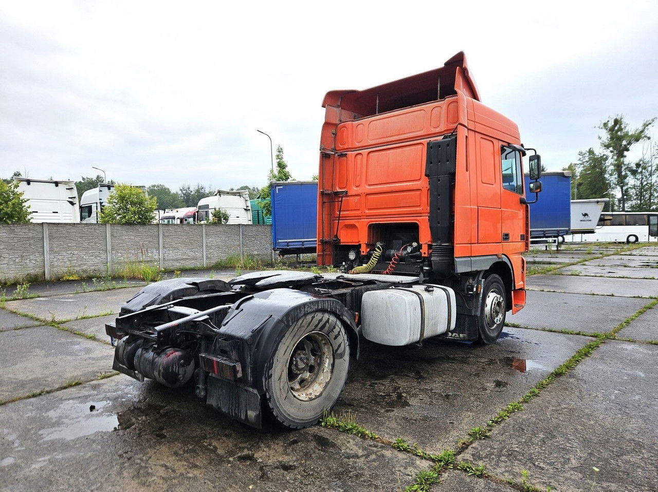 DAF XF 95.430 -2001 - Manual Pump AND Injectors - Euro 2- Manual GEA - Nyergesvontató: 5 kép. DAF XF 95.430 -2001 - Manual Pump AND Injectors - Euro 2- Manual GEA - Nyergesvontató: 5 kép.