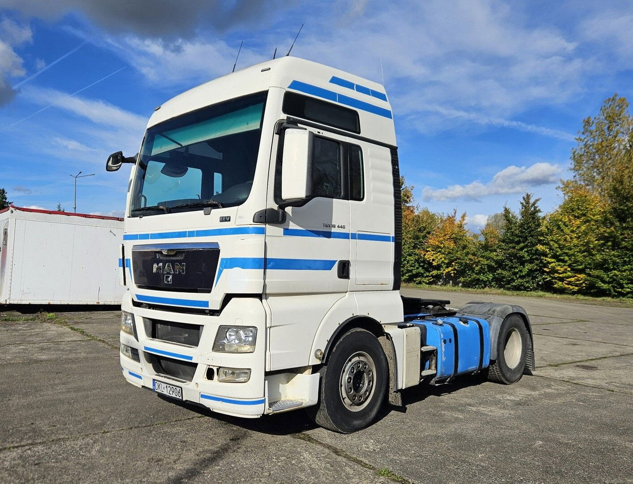 MAN TGX 18.440 intarder - automatic - 2009 year - Nyergesvontató: 1 kép. MAN TGX 18.440 intarder - automatic - 2009 year - Nyergesvontató: 1 kép.