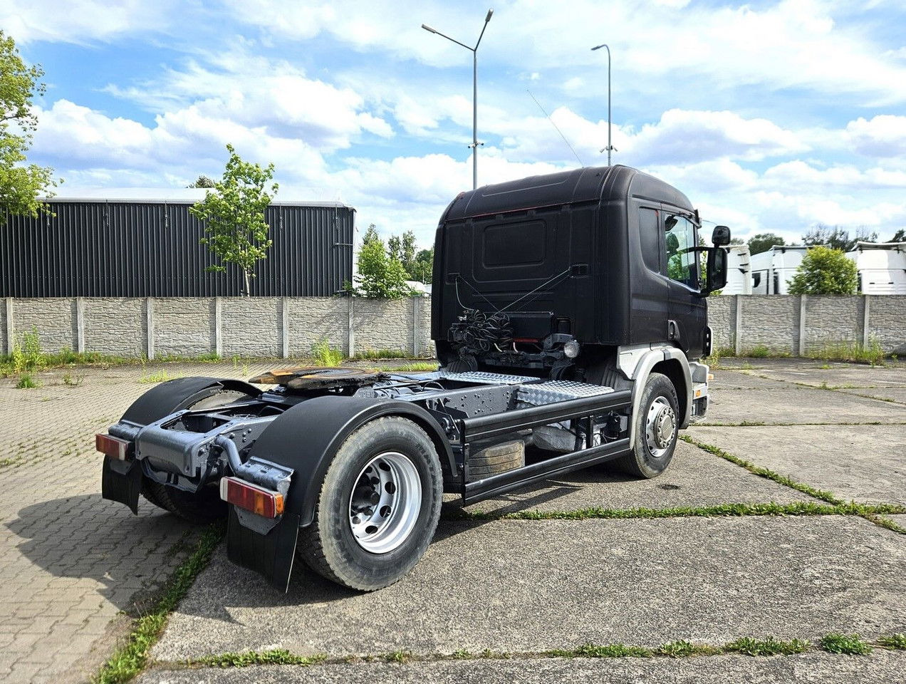 Scania 124 360, manual pump and injectors, manual gearbox - Nyergesvontató: 4 kép. Scania 124 360, manual pump and injectors, manual gearbox - Nyergesvontató: 4 kép.
