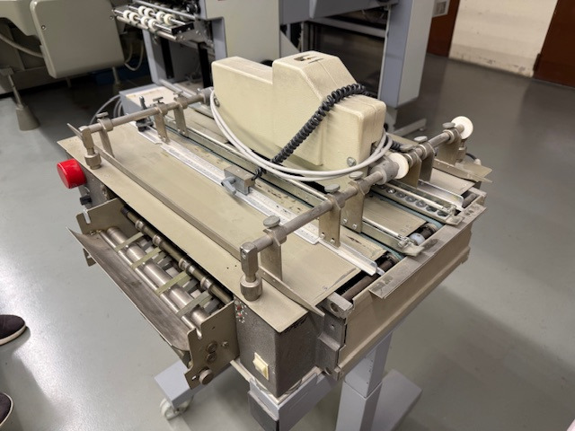 Bäuerle CAS 524 - Hajtógatógép: 5 kép. Bäuerle CAS 524 - Hajtógatógép: 5 kép.