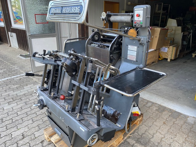 Heidelberg TP - Nyomdagép: 2 kép. Heidelberg TP - Nyomdagép: 2 kép.