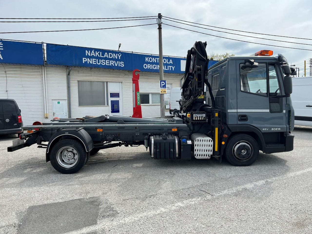Horgos rakodó teherautó, Darus autó Iveco EuroCargo, 80E18, Hákový nosič kontajnerov: 9 kép.
