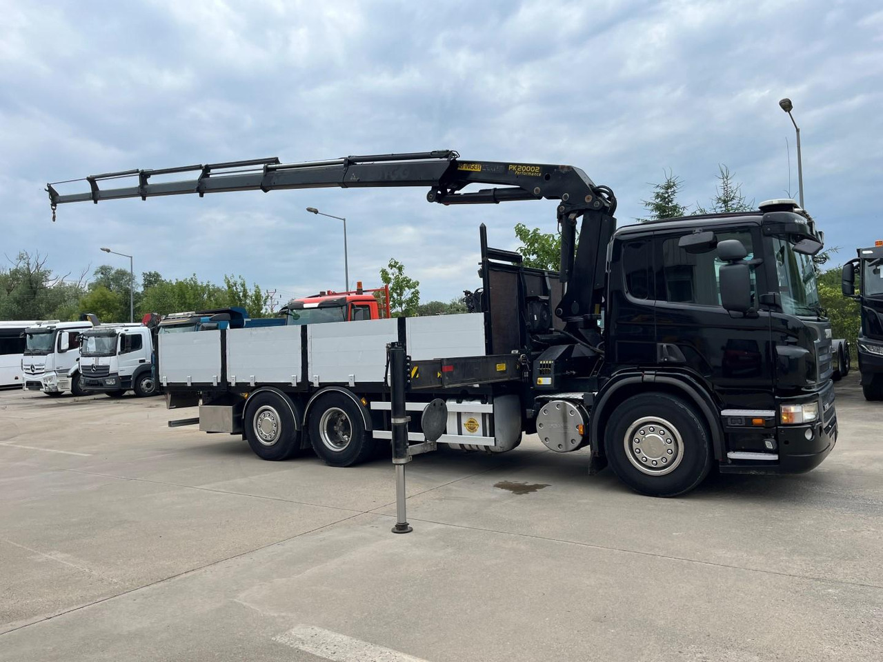 Platós teherautó, Darus autó SCANIA P320, +RC, valník Crane PK 20002: 10 kép.