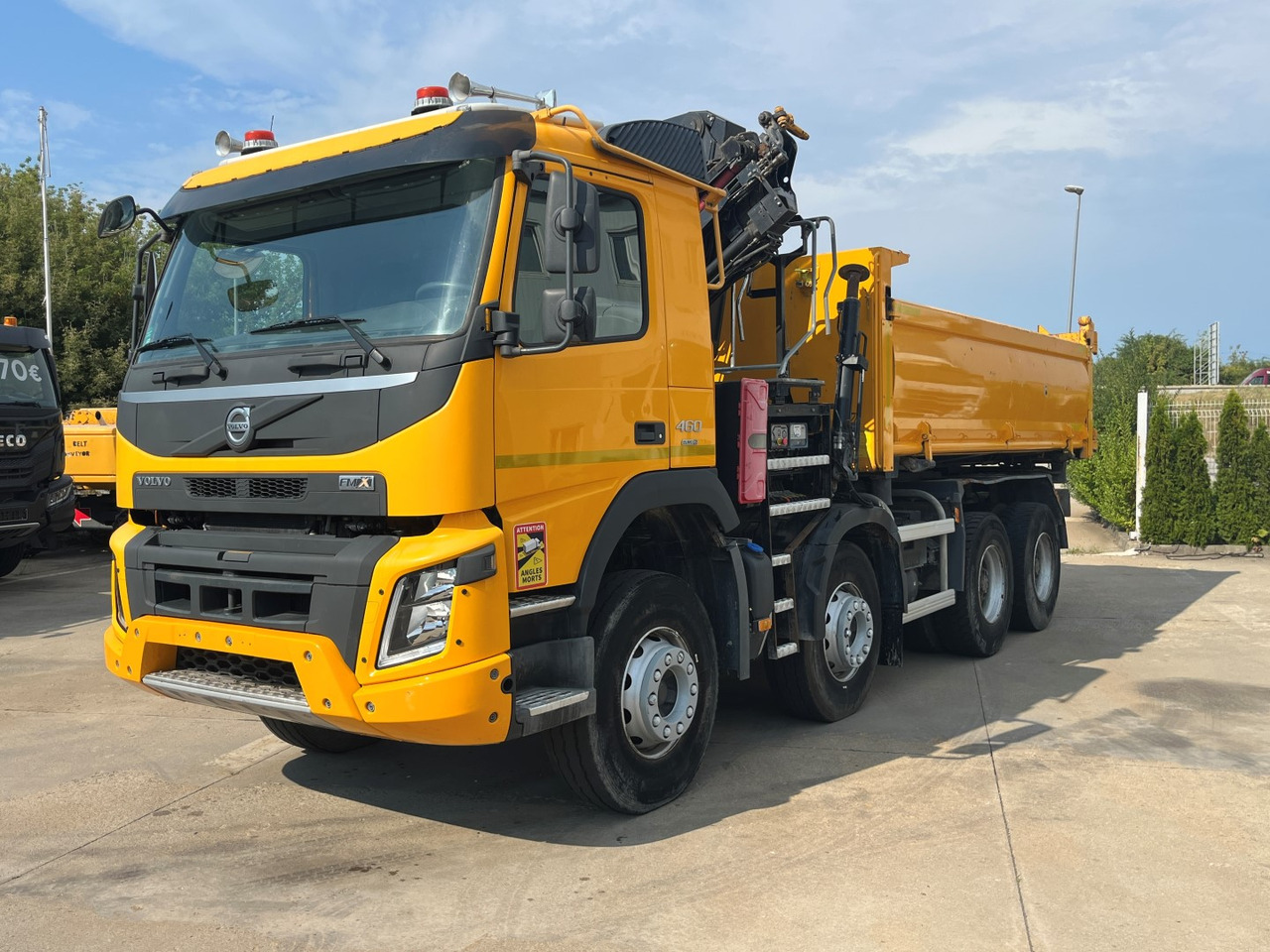 VOLVO FMX 460, 8x4, 2017, HIAB 188 - Billenőplatós teherautó, Darus autó: 4 kép. VOLVO FMX 460, 8x4, 2017, HIAB 188 - Billenőplatós teherautó, Darus autó: 4 kép.