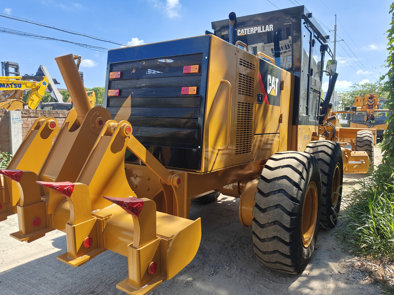 CATERPILLAR 140h with blade used cat motor grader 140k 140h 140g - Gréder: 5 kép. CATERPILLAR 140h with blade used cat motor grader 140k 140h 140g - Gréder: 5 kép.