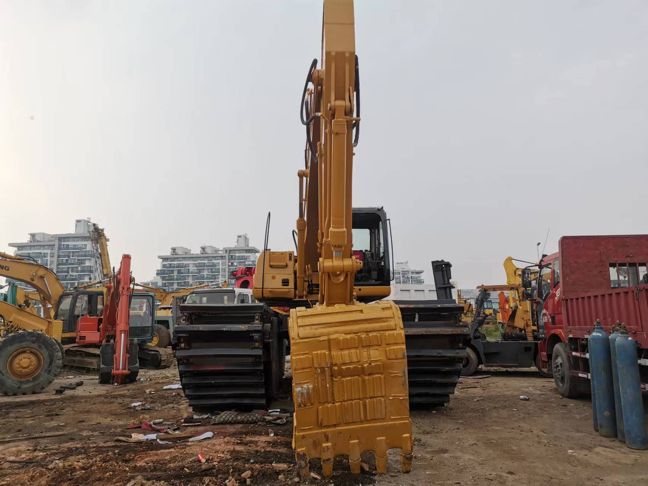 CATERPILLAR 320C Used cat 320 Swamp Buggy Amphibious Excavator - Kétéltű kotrógép: 5 kép. CATERPILLAR 320C Used cat 320 Swamp Buggy Amphibious Excavator - Kétéltű kotrógép: 5 kép.