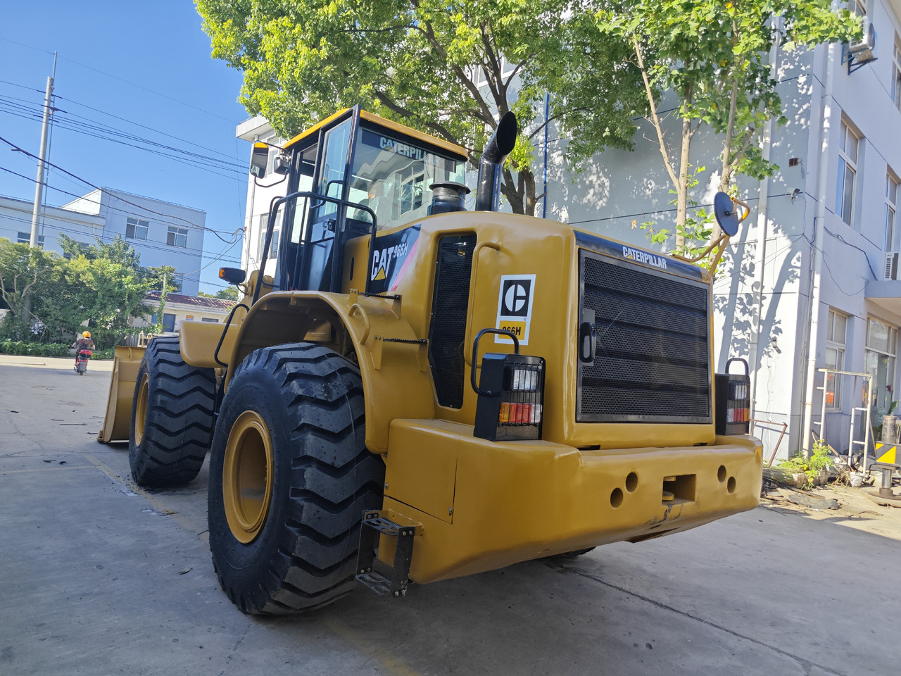 CATERPILLAR 966h wheel 966 wheel loder - Gumikerekes homlokrakodó: 3 kép. CATERPILLAR 966h wheel 966 wheel loder - Gumikerekes homlokrakodó: 3 kép.
