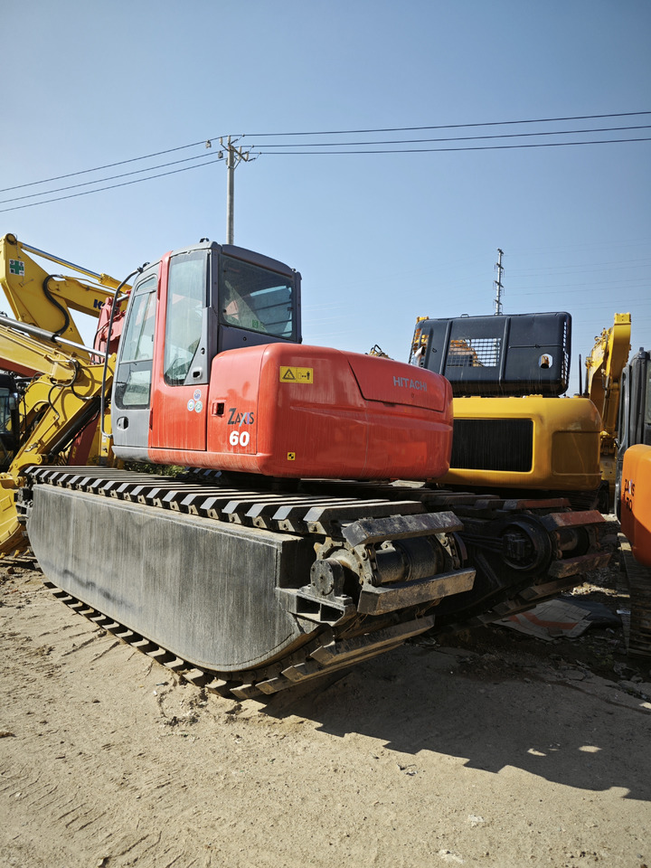 Kétéltű kotrógép HITACHI ZX60 Used Amphibious Excavator Hitachi 60: 1 kép.