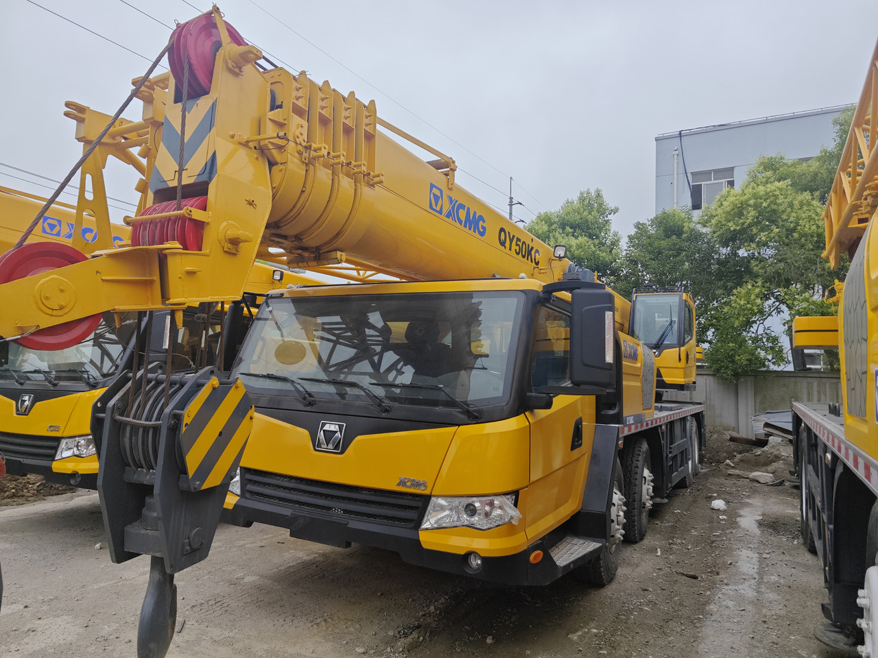 XCMG QY50KC - Terepjáró autódaru: 2 kép. XCMG QY50KC - Terepjáró autódaru: 2 kép.