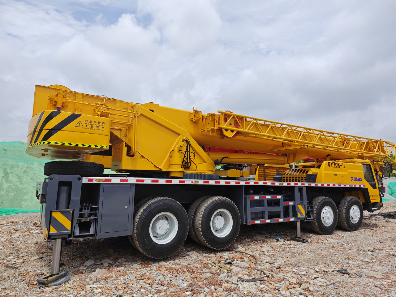Autódaru XCMG QY70K QY70KC XTC70 Truck Crane: 6 kép.