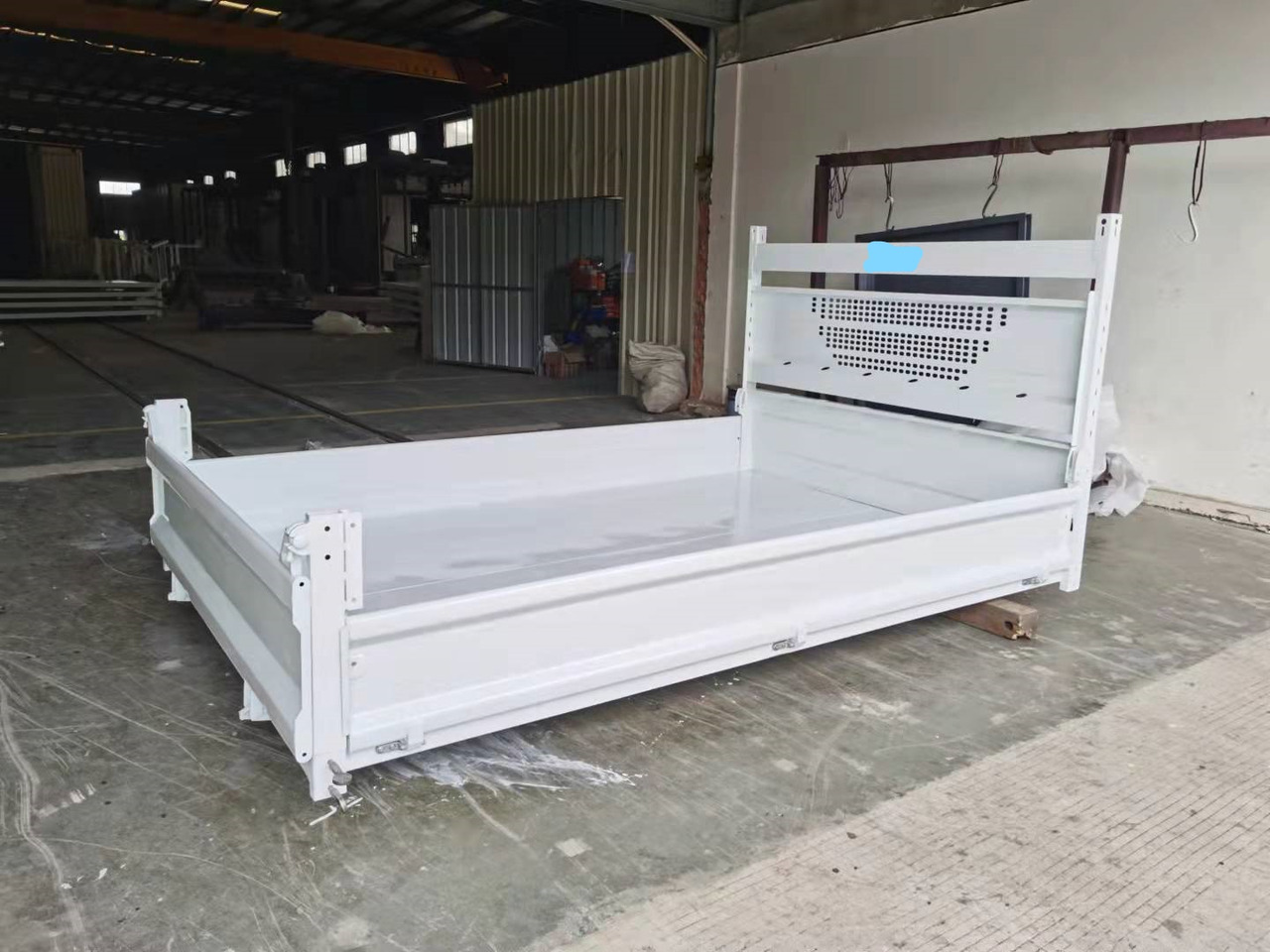 JSIE JSIE3300ZXB - Billencs felépitmény: 1 kép. JSIE JSIE3300ZXB - Billencs felépitmény: 1 kép.