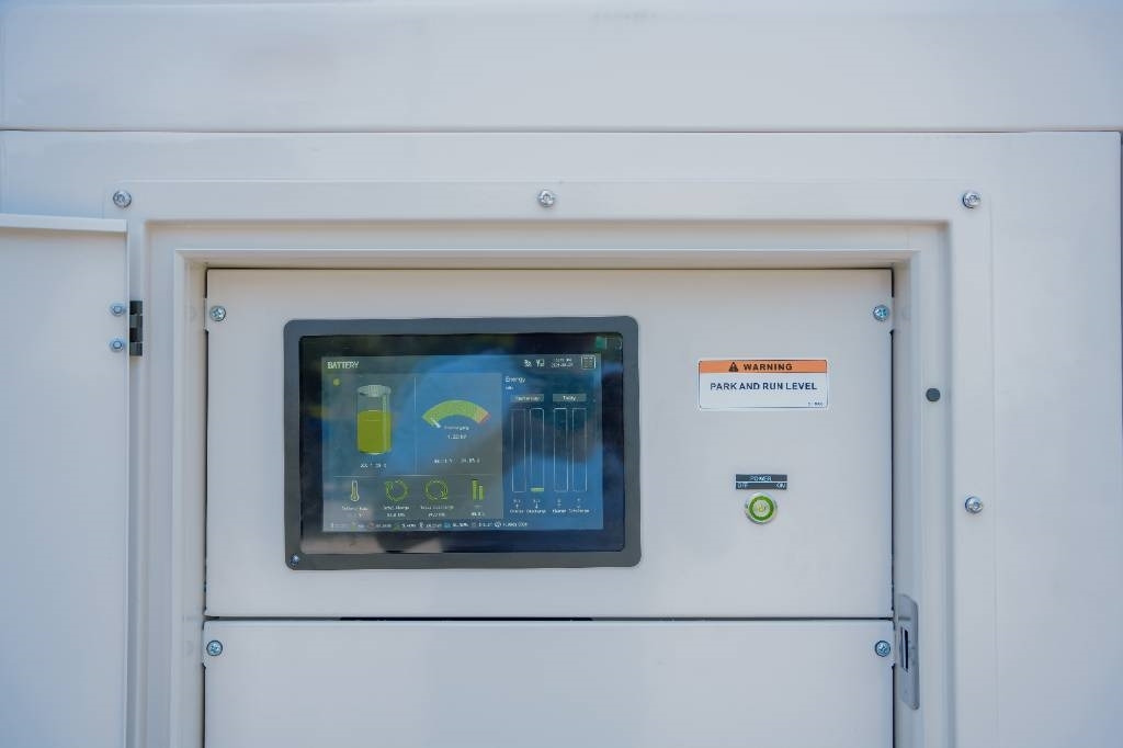 Új Áramfejlesztő BES27S3 Microgrid System - 27 kVA - 30.7 kWh: 10 kép.