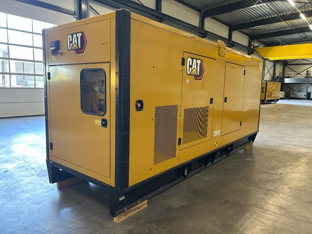 CAT DE500E0 - C15 - 500 kVA Generator - DPX-18026 - Áramfejlesztő: 3 kép. CAT DE500E0 - C15 - 500 kVA Generator - DPX-18026 - Áramfejlesztő: 3 kép.
