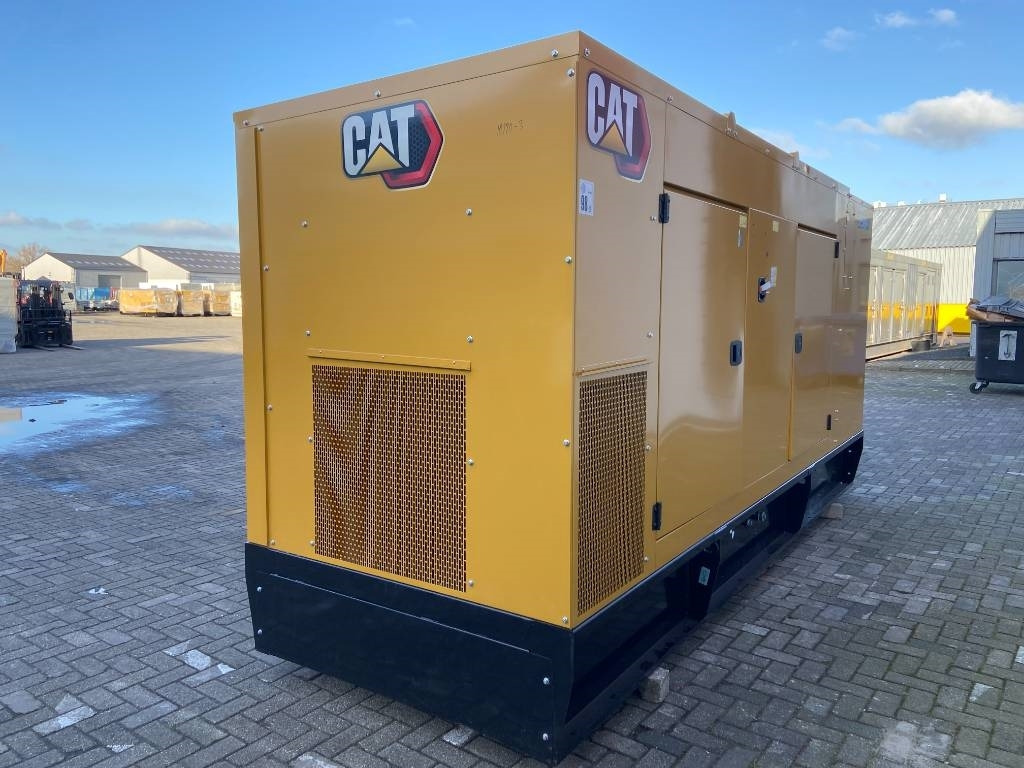 CAT DE500GC - 500 kVA Stand-by Generator - DPX-18220 - Áramfejlesztő: 3 kép. CAT DE500GC - 500 kVA Stand-by Generator - DPX-18220 - Áramfejlesztő: 3 kép.