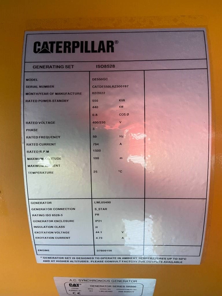 CAT DE550GC - 550 kVA Stand-by Generator - DPX-18221 - Áramfejlesztő: 4 kép. CAT DE550GC - 550 kVA Stand-by Generator - DPX-18221 - Áramfejlesztő: 4 kép.