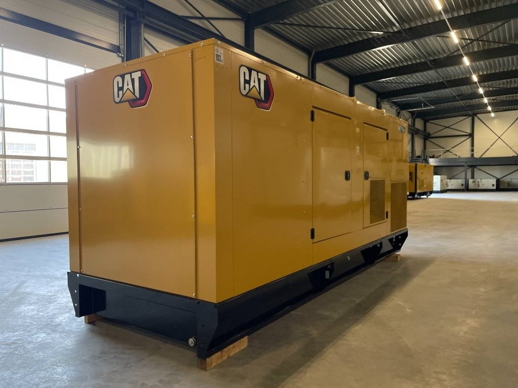 CAT DE715GC - 715 kVA Stand-by Generator - DPX-18224 - Áramfejlesztő: 4 kép. CAT DE715GC - 715 kVA Stand-by Generator - DPX-18224 - Áramfejlesztő: 4 kép.