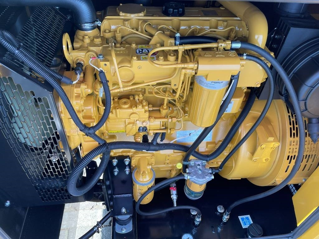 Új Áramfejlesztő CAT DE88GC - 88 kVA Stand-by Generator Set - DPX-18207: 7 kép.