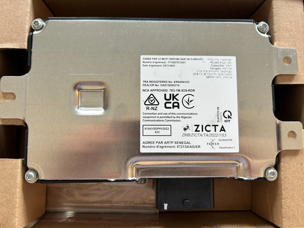 CAT Electronic Control Unit 604-9581 - DPX-25043 - ECU - Építőipari gépek: 4 kép. CAT Electronic Control Unit 604-9581 - DPX-25043 - ECU - Építőipari gépek: 4 kép.