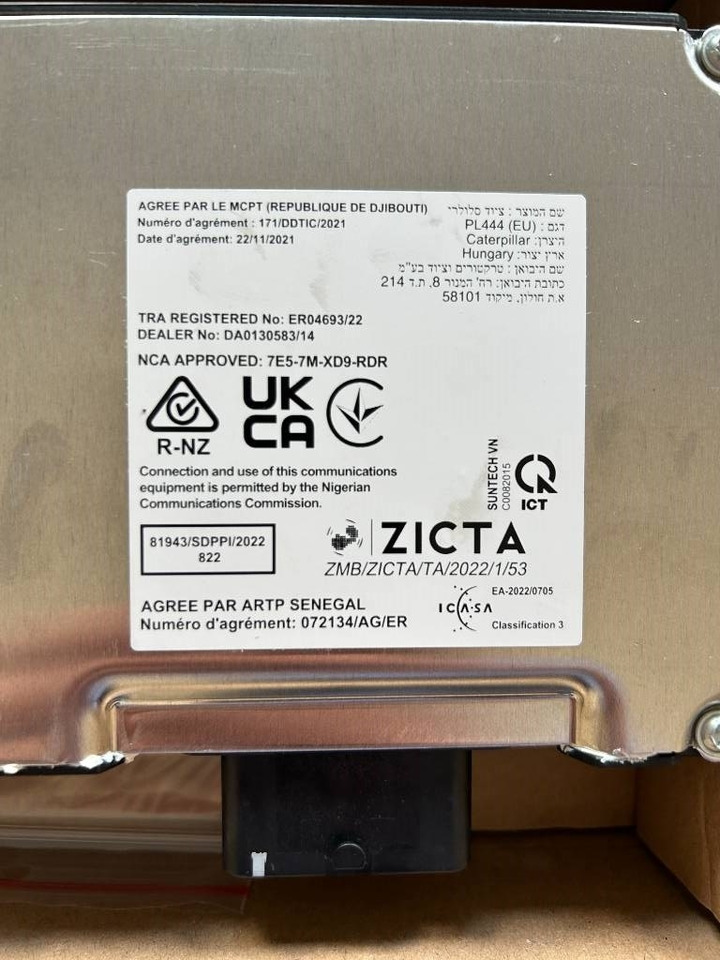 CAT Electronic Control Unit 604-9581 - DPX-25043 - ECU - Építőipari gépek: 5 kép. CAT Electronic Control Unit 604-9581 - DPX-25043 - ECU - Építőipari gépek: 5 kép.