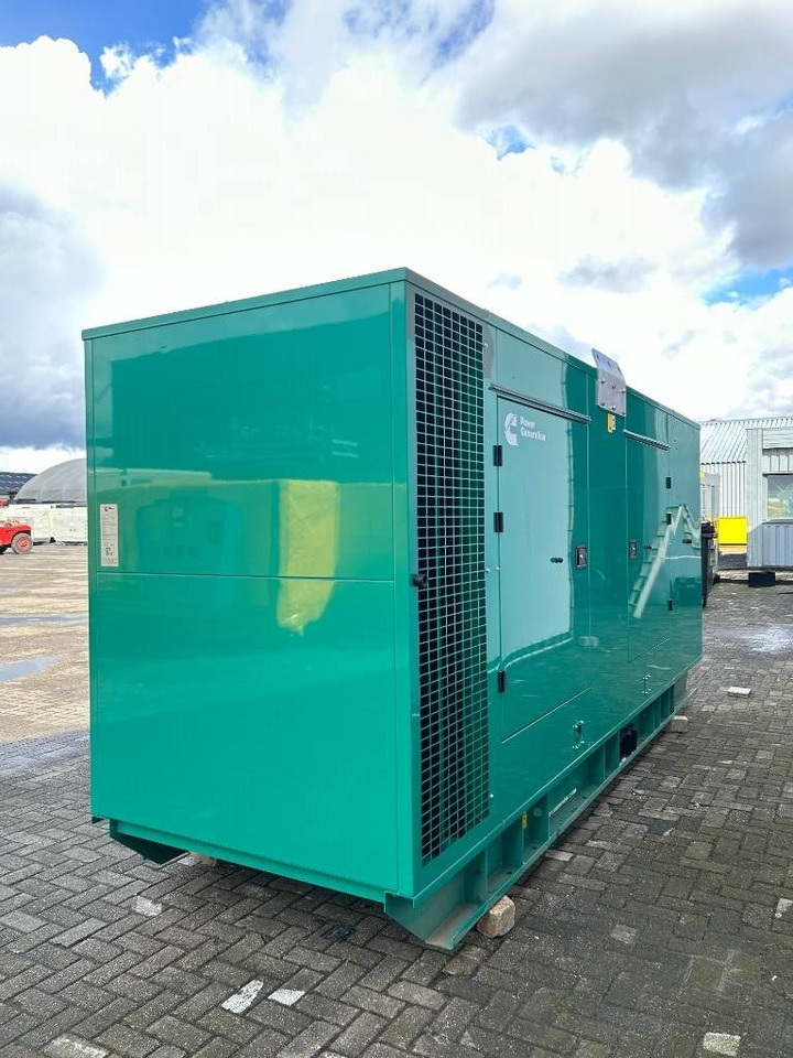 Cummins C400D5 - 400 kVA Generator - DPX-18518 - Áramfejlesztő: 3 kép. Cummins C400D5 - 400 kVA Generator - DPX-18518 - Áramfejlesztő: 3 kép.