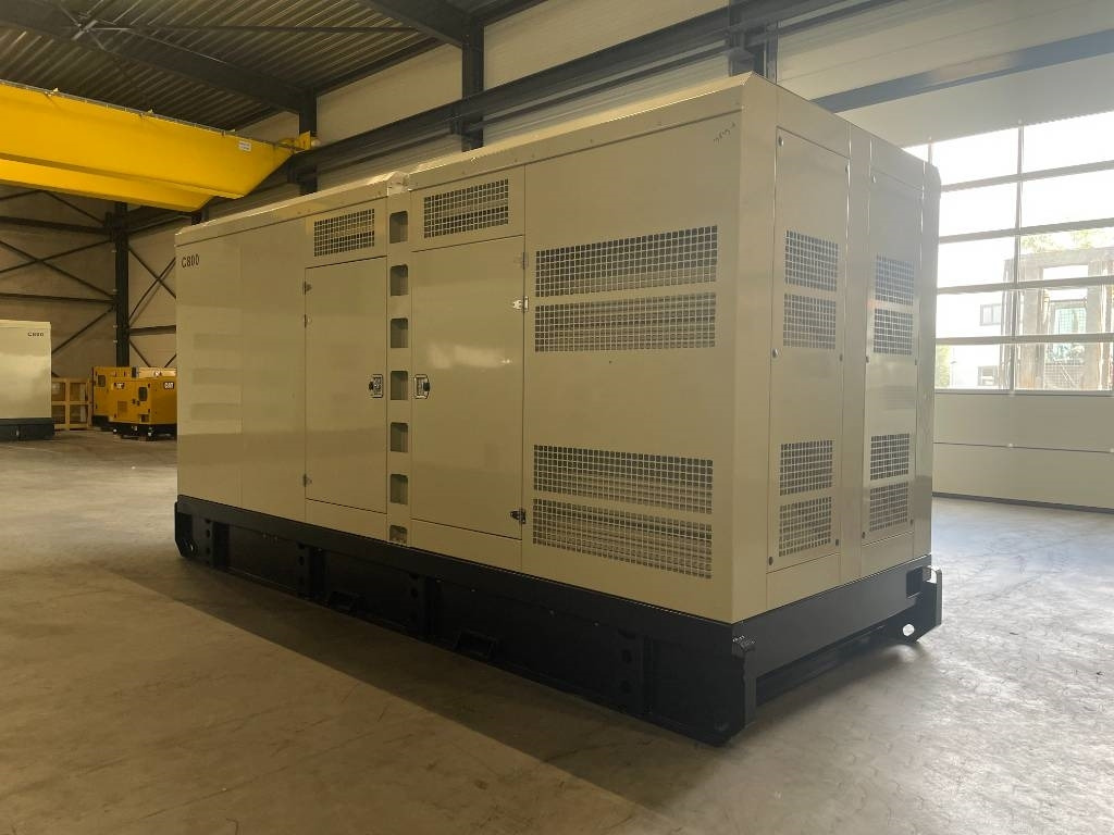 Cummins QSK19-G11 - 800 kVA Generator - DPX-19849 - Áramfejlesztő: 3 kép. Cummins QSK19-G11 - 800 kVA Generator - DPX-19849 - Áramfejlesztő: 3 kép.