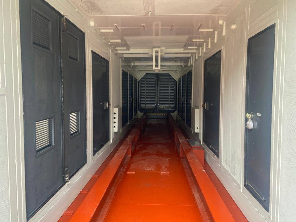 Container 40FT HC - Genset Container - DPX-29048 - Építőipari gépek: 5 kép. Container 40FT HC - Genset Container - DPX-29048 - Építőipari gépek: 5 kép.