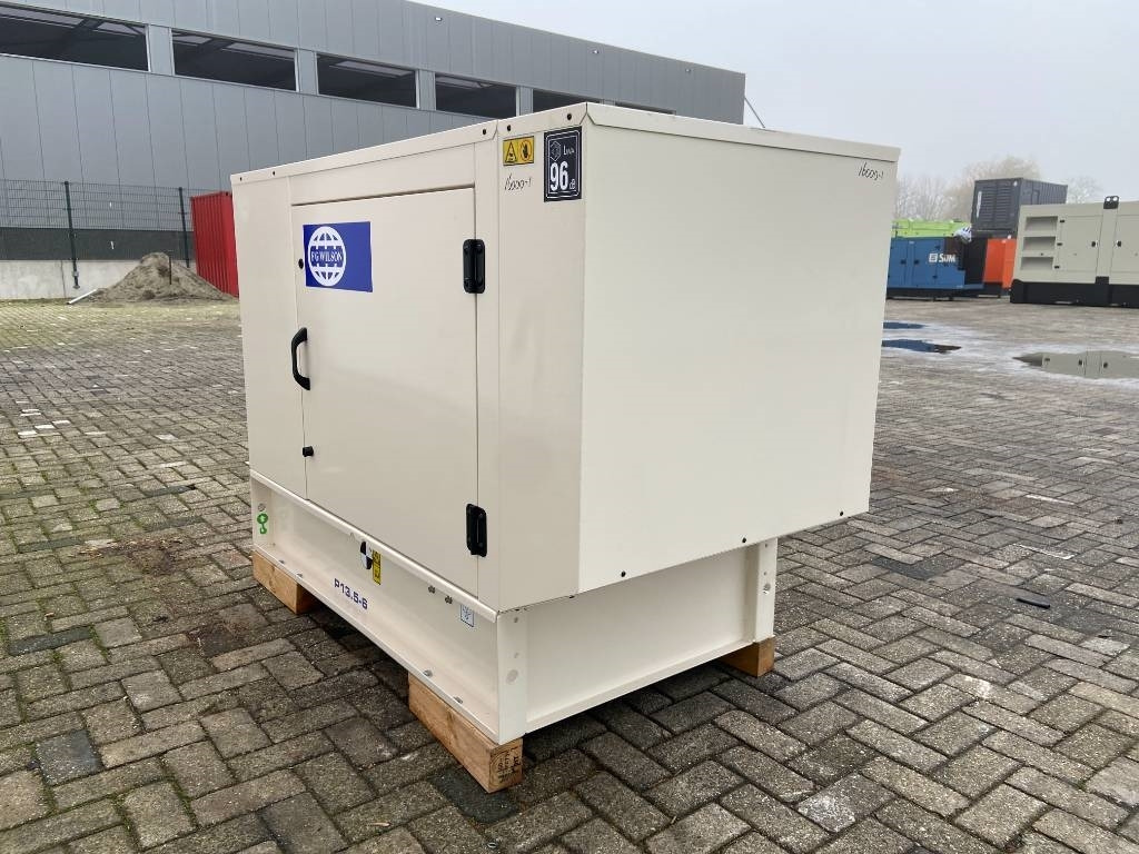FG Wilson P13.5-6 - 13.5 kVA Genset - DPX-16000 - Áramfejlesztő: 2 kép. FG Wilson P13.5-6 - 13.5 kVA Genset - DPX-16000 - Áramfejlesztő: 2 kép.
